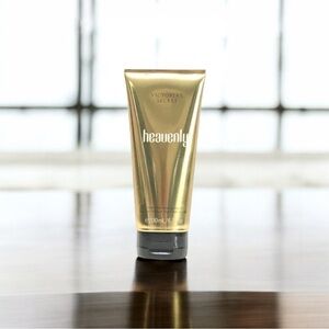 VICTORIA'S SECRET FRAGRANT BODY WASH SHOWER GEL 6.7 oz / 200 ml